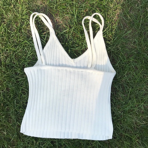 ***SOLD ON DEPOP*** White Ribbed Crop Top - Picture 6 of 8